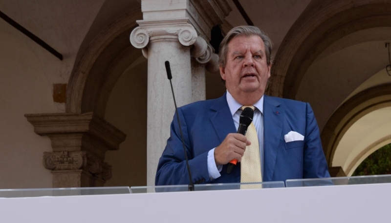 Madagascar : South African billionaire Johann Rupert's foundation arrives in Antananarivo