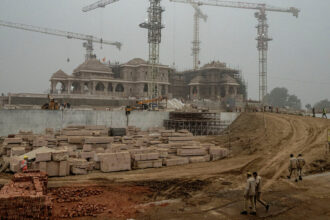 Modi Opens a Giant Temple, a Triumph Toward a Hindu-First India