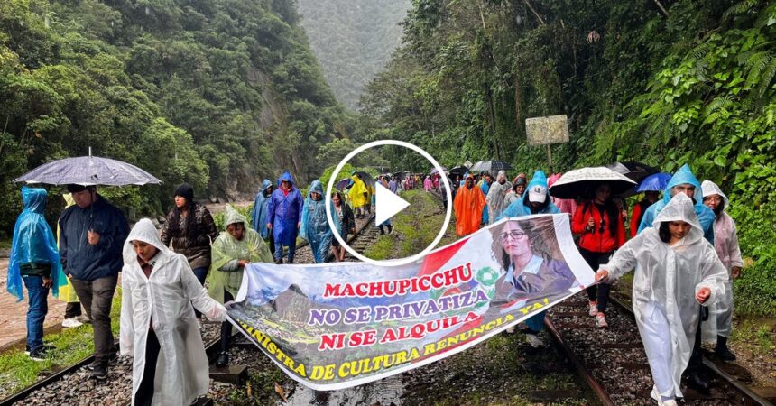 Near Machu Picchu, Protesters Clash With Police