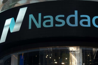 Appeals court to rehear Nasdaq diversity rule challenge