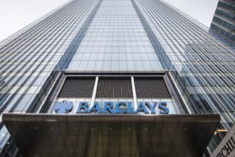 Barclays posts fourth-quarter net loss, announces £1 billion share buyback