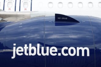 Carl Icahn gets two seats on JetBlue’s board. Here’s how he may help build value