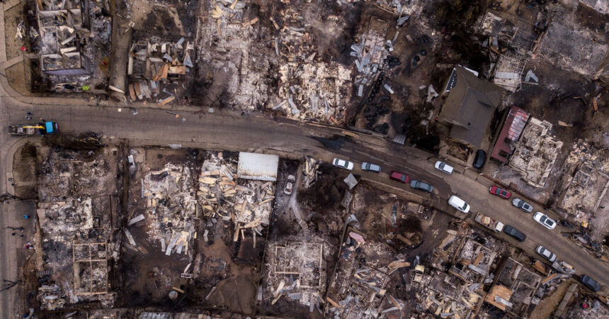 Chile Wildfire Photographs - The New York Times