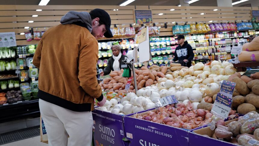 Key inflation measure rose 0.4%