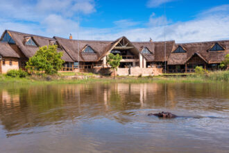 Kingfisher Villa Review - Mabula Game Reserve