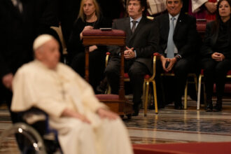 Pope and Argentina’s President Appear to Find Some Common Ground