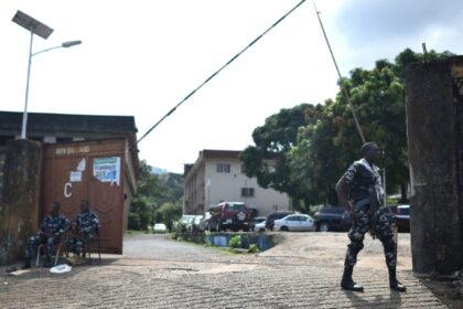 Sierra Leone : Freetown still searching for November coup plotters