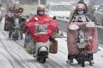 Snow and Rain Disrupt China’s Lunar New Year Travel Rush