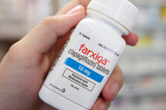 U.S. Makes Initial Offers in Medicare Drug Price Negotiations