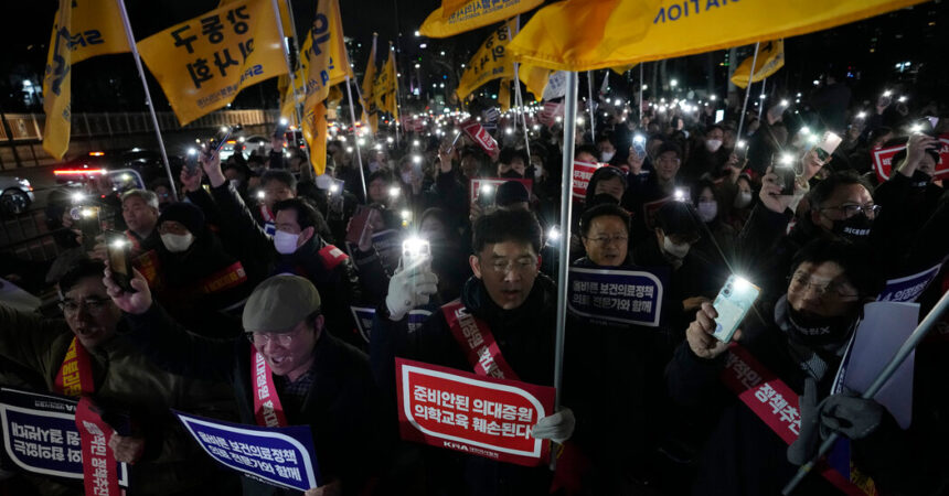 Why South Korean Doctors Have Walked Off the Job