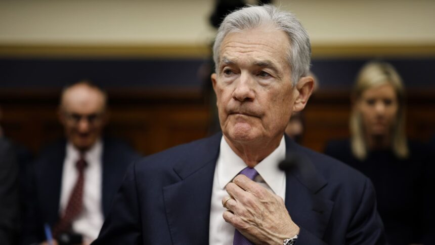 Powell reinforces position that the Fed is not ready to start cutting interest rates